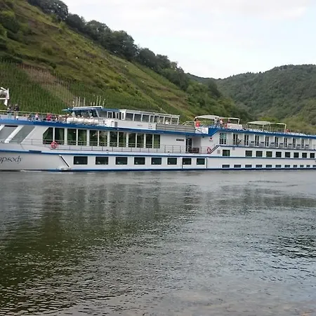 Appartement Am Bruttiger Moselsteig *