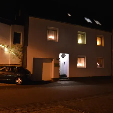 Am Bruttiger Moselsteig *