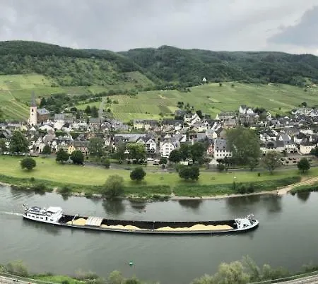 Am Bruttiger Moselsteig Apartamento