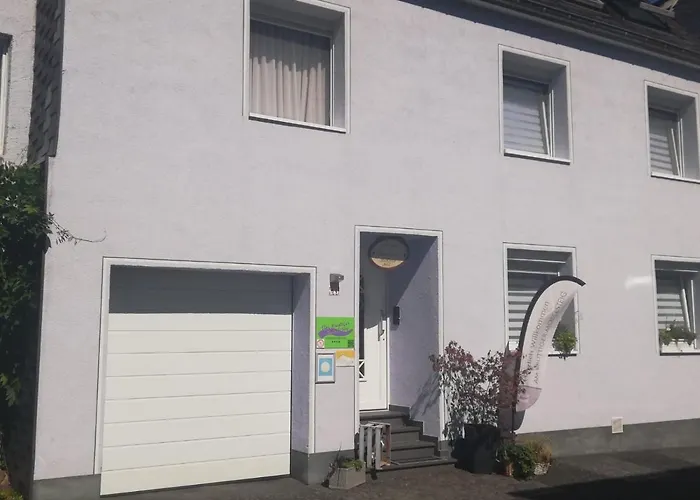 Am Bruttiger Moselsteig *