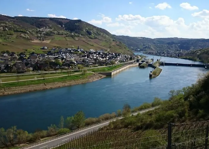 Am Bruttiger Moselsteig Apartamento