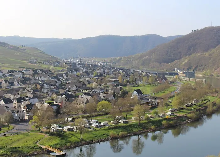 Am Bruttiger Moselsteig Apartamento *